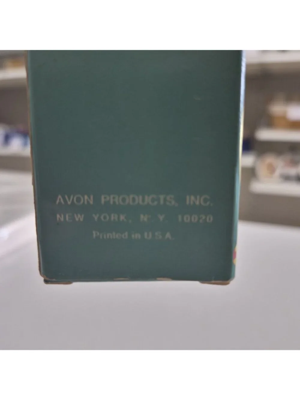 Vintage Avon Skin-So-Soft Bath Oil In Decorative Glass Bottle With Box